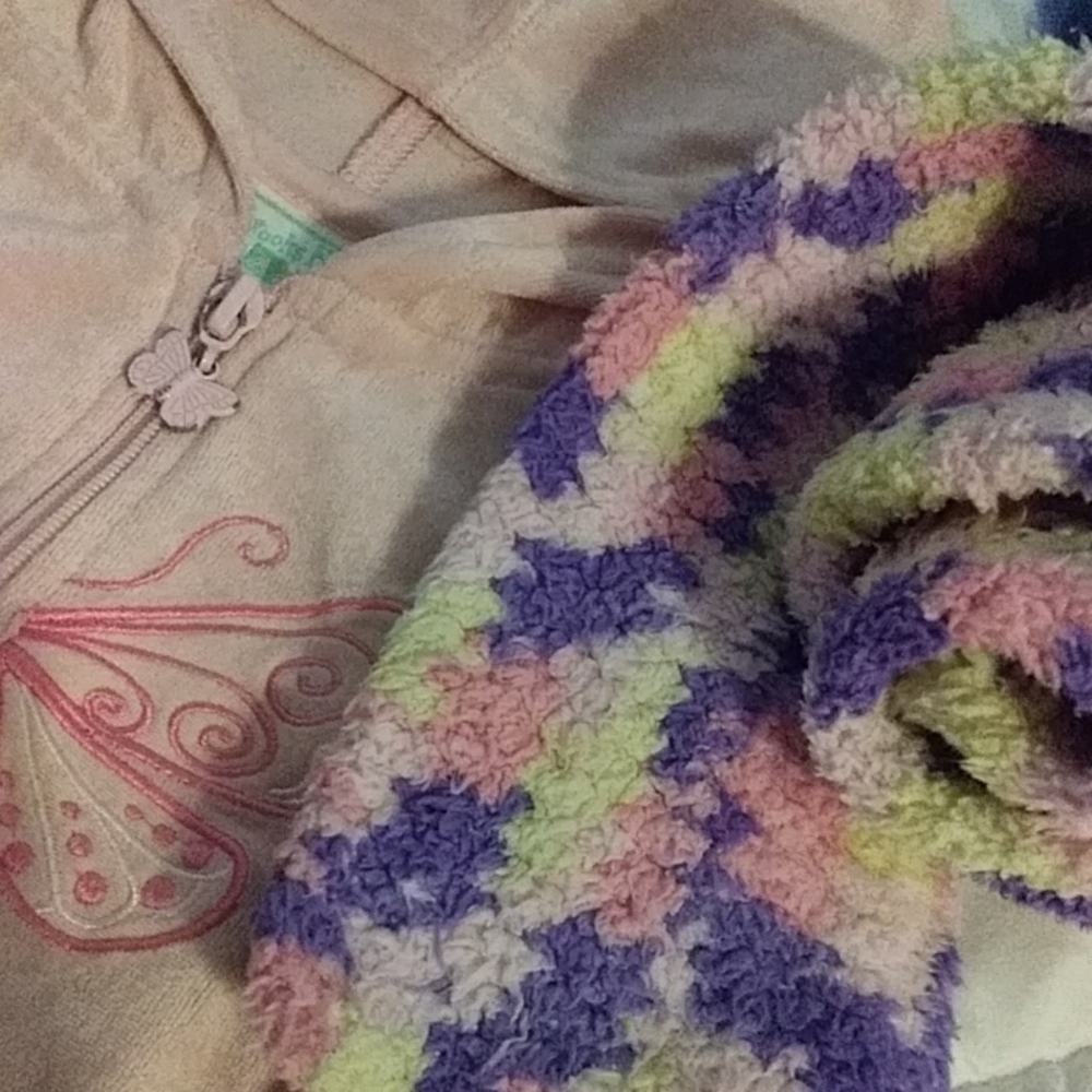 Butterfly jacket. - Picture 2 of 3